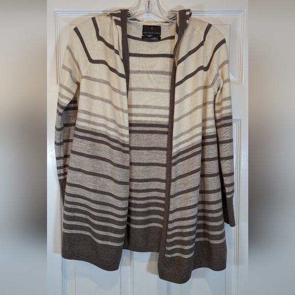 Fenn Wright Manson 100% Merino Wool beige Hooded Striped Cardigan Sweater sz XS - Picture 1 of 5